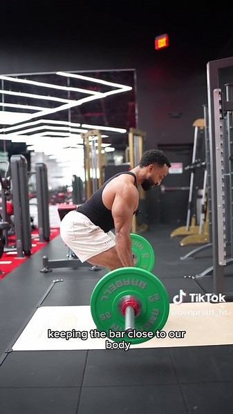 Proper Form Deadlift Tutorial: Avoid Injury & Build Strength