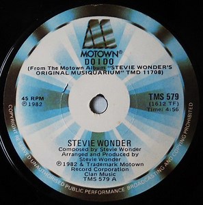 Stevie Wonder - Do I Do / Rocket Love