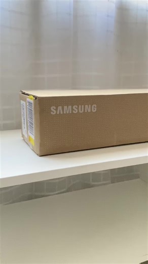 Unboxing Samsung C-Series Soundbar HW-C400