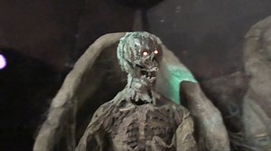 1.7M views · 2.1K reactions | How many of you have been on the Mummy roller coaster at Universal Studios? Take a look "behind the scenes" at this awesome attraction! | Theme Park Review | Facebook