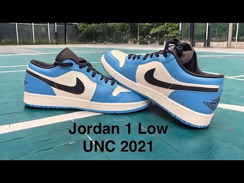 StockX unboxing Jordan 1 Low UNC 2021