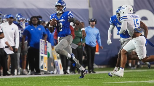 Memphis eases to win over Tulsa, becomes 1st bowl-eligible team in college football
