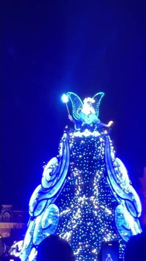 This Disney World Parade Moment is Absolutely Insane #disneyworld #disney #viral