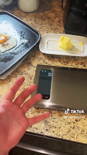 Innovative Nutrition Scale for Accurate Food Measurement