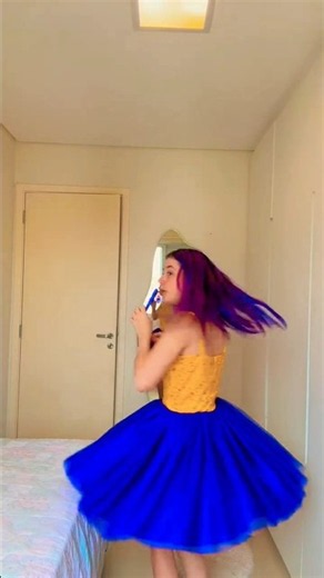 SHOWSTOPPING DRESS