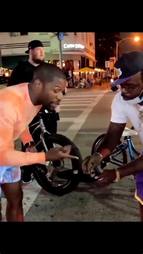 #floydmayweather #mayweather🥊🏆 | Combat Sports Interviews and News 24/7