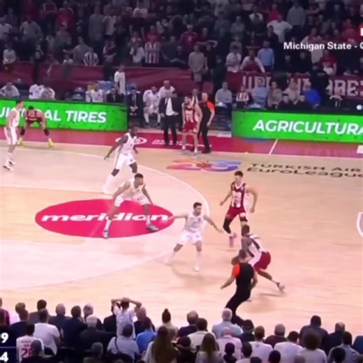 Ode kodi💔🐺🪽 | edit napravljen nabrzinu | #kkcrvenazvezda #basketball #fyp #viral #codimillermcintyre