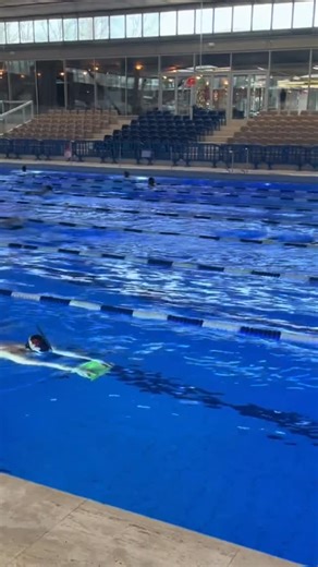 swimtrainingusa on Instagram: "Effective drill with a kickboard to enhance your stroke technique 🏊‍♂️ SwimTrainingUSA is your navigator in the world of swimming. We look forward to more exciting journeys together! 🌐🏊‍♀️ #swimtraining #swimming #swimmingpool #swimlife #poolworkout #swimgoals #trainswimrepeat #swimmersworld #swimstrong #waterfitness"