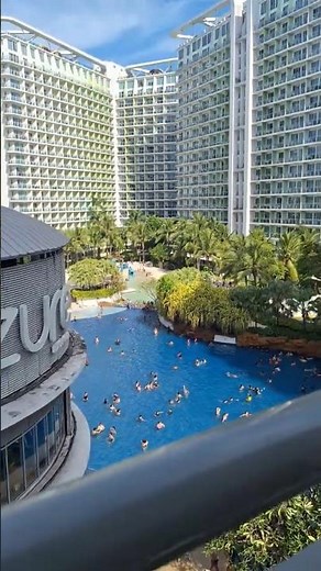 Azure Beach Resort 🏖 Zoom in, Zoom out 🎥📸