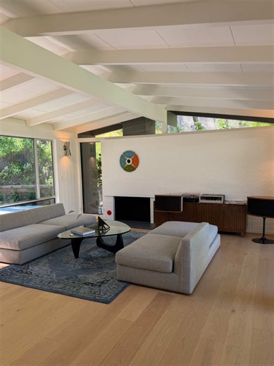 Restored Mid-Century Modern Home in Glendale