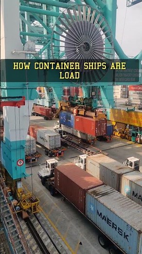 how container ships are loaded #vessel #cargoship #merchantvessel