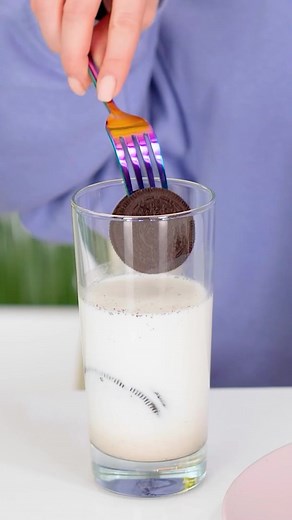 私はこのトリックを試さなければなりません！ 😮🍪 #騙す #クラッカー #お食事