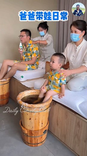 407K views · 5.4K reactions |  Massage﫡浪浪Funny Moments 藍藍 #video #funnyvideo #trendingvideo #comedyvideo #reels #reelsfb #reelsviralfb #funny #reelsfbviral #viral #fbreels #comedy #reelsvideos #trending #comedyreels #funnyfrank | Daily Comedy Club | Facebook