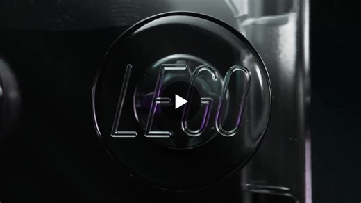 🇺🇸 LEGO INTRODUCES SMART BRICKS FOR SCREEN-FREE INTERACTIVE PLAY (and it s awesome) the LEGO Group has unveiled its new SMART Play system at CES, introducing interactive and responsive elements to… | Julio Gómez,— M.Sc