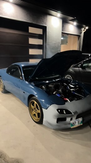 Blue bullet breathes now. #viral #fyp #100kviews #mafia #jdmcarsoftiktok #edit #trendingsong #trendingvideo #cars #speedhunters #mazda #rx7 #mazdarx7 #rotery #cartok