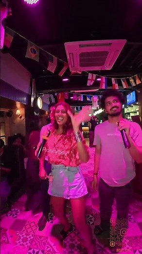 Karaoke Version "Beedi Jalaile" sung by "Ashwini"