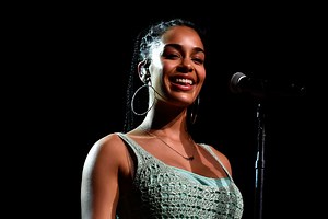 Jorja Smith Gracefully Covers Kendrick Lamar & SZA's "All The Stars"