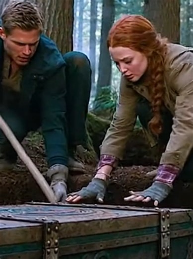 What did they find? alien? demon? #aliens #aliensighting #demon #scary #spooky