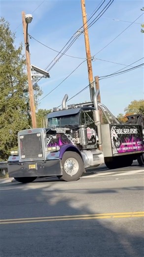 Peterbilt 379 Wrecker Tow Truck rolls through Piscataway with a nice driver