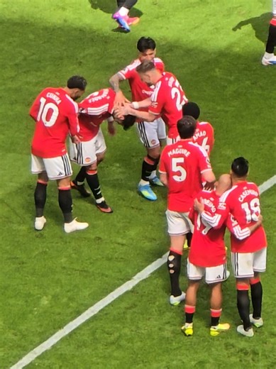 Bryan Mbeumo goal: Bruno Fernandes Equals the record of 20 league assists in one season: Manchester United 3-2 Nottingham Forest: Premier League: Old Trafford #MUFC #BryanMbeumo #BrunoFernandes #ManchesterUnited #ManUtd