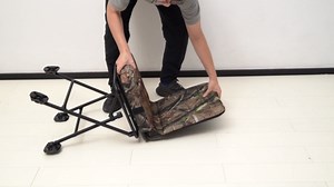 Goplus Hunting Chair, 360° Swivel Hunting Blind Chair w/All-Terrain Duck Feet,Padded Cushion,330LBS Capacity, Folding Silent Deer Hunting Chair, Portable Ground Blind Chair