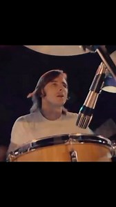 1.8K views · 8.1K reactions | De las mejores Intros de la historia del rock. 蘭 #rock #viral #rocknpop #acdc | ROCK N POP | Facebook