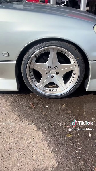 Experiencing VIP Style with the Toyota Aristo