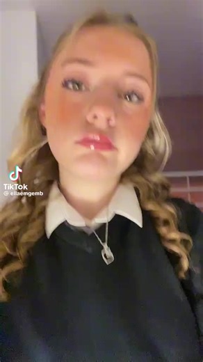 Stylish School Uniforms: The Tights Trend