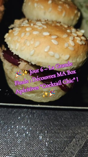 ✨🥂 Après 5 jours de découvertes, où chaque jour je vous dévoilais une bouchée différente… voici enfin la révélation tant attendue : ma Box Apéritives – Cocktail Chic, spécialement imaginée pour enchanter vos fêtes de fin d’année ! 🎄💫🍾 Pour celles et ceux qui ne me connaissent pas encore, 👉 Je suis Maïté – Maïté & Cook Événements, traiteur à Arbin 📞 07.65.71.55.65 📧 maitecook@yahoo.com Je crée pour vous des Box Apéritives gourmandes, élégantes et festives, parfaites pour tous vos moments d