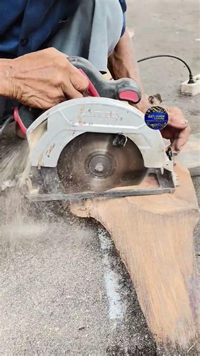 Cut Wood Like a PRO! Circular Saw Trick Most Beginners Don’t Know