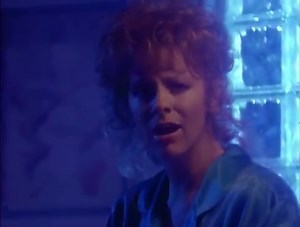 Reba McEntire - For My Broken Heart (1991 Music Video) | #22 Country Song