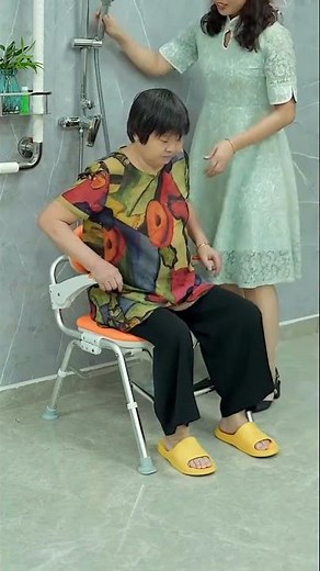 Bathing Made Safe and Simple: Explore Our Senior Shower Chair #homecare