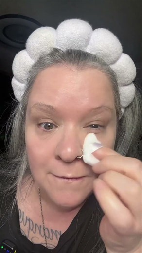 Under Eye Setting Powder for Women Over 50