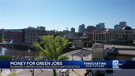 Committee advances new climate, equity plan to full Milwaukee Common Council