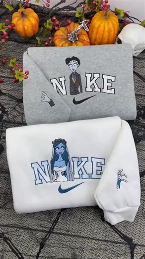 A love story written in the afterlife💀✨ #victorandemily #corpsebride #emilyandvictor #victorcorpsbride #emilycorpsebride #timburtoncharacter #duo #matchingsweatshirts #matchingcouplehoodies #matchingcouple #outfitcouple #hoodie #embroiderysmallbusiness #halloweenlook #halloweenmovie #halloween | Jack Skellington Addict