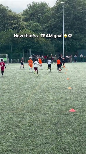 These Kids Scored Like They've Played Together for Years