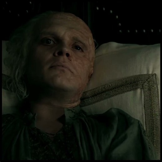Watch the unbelievable comeback of Aegon Targaryen. 👑🔥