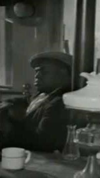 Willie Dixon with "Weak Brain And A Narrow Mind"