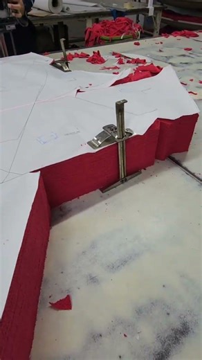 Straight Knife Fabric Cutting Machine | best fabric cutting machine | cutting king tailor #shorts