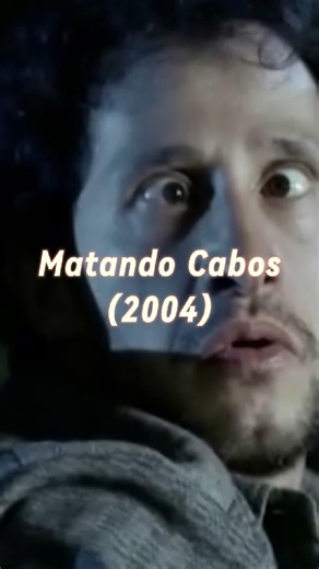 Cinema Yëk Uk on Instagram: "Matando Cabos (2004) es una comedia negra mexicana escrita y protagonizada por Tony Dalton que convirtió el caos, la violencia y el humor irreverente en una película de culto. Con una historia que ocurre en una sola noche, diálogos afilados y un personaje icónico interpretado por Joaquín Cosío, la cinta demuestra que el cine mexicano también sabe ser provocador, absurdo y brutalmente divertido. #MatandoCabos #CineMexicano #ComediaNegra #ReelsDeCine #Cineyekuk"