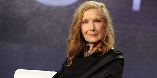 What happened to actress Frances Conroy eye? Bio: Eye injury, Net worth