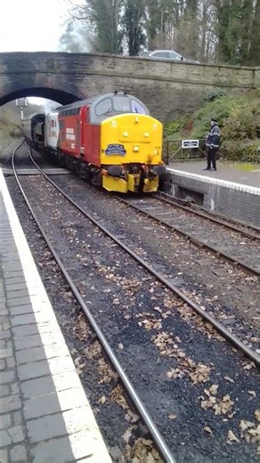 SVR winter diesel day Class 37 and steam heat Pannier tank pull into Arley #severnvalleyrailway