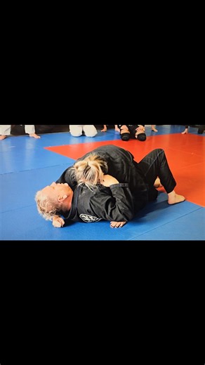 Butterfly sit-up gaurd template sweep sequence. @bjj.fanatics/ erik paulson gaurd templates @cswassociation @martinacademy @13twentythree @csw_fullerton @dojooutfitters #csbjj @riganmachado | Erik Paulson