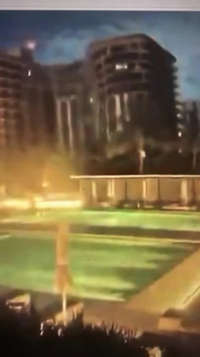Miami building collapse captured on CCTV camera #miami #building #collapse