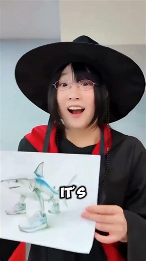 Amazing Magic Painting by Chloe 😍 | Mini Wooden Toy Art #shots