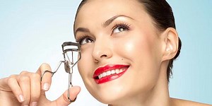 How To Fix The Common Eyelash Curler Mistakes That You Might Be Making | Herzindagi