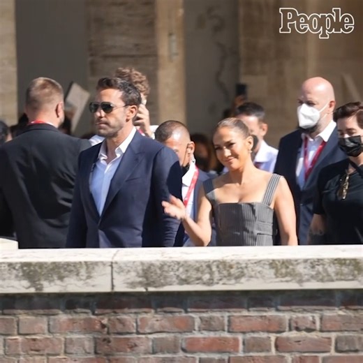 It's Bennifer's anniversary! ❤️ | People