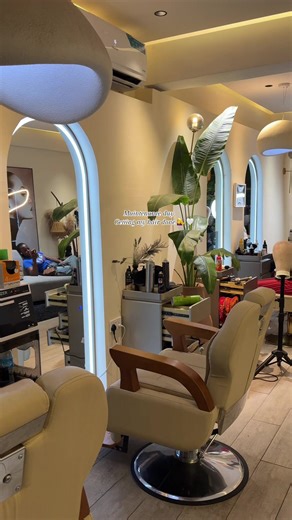 Transform Your Look: Hair Maintenance Day Tips