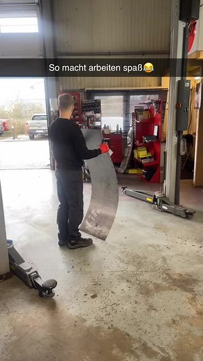 Professionelle Handwerker bei ihrer Arbeit