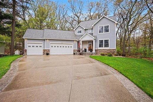 18099 Woodland Trl, Spring Lake, MI 49456 | Estately 🧡 | MLS# 26018905